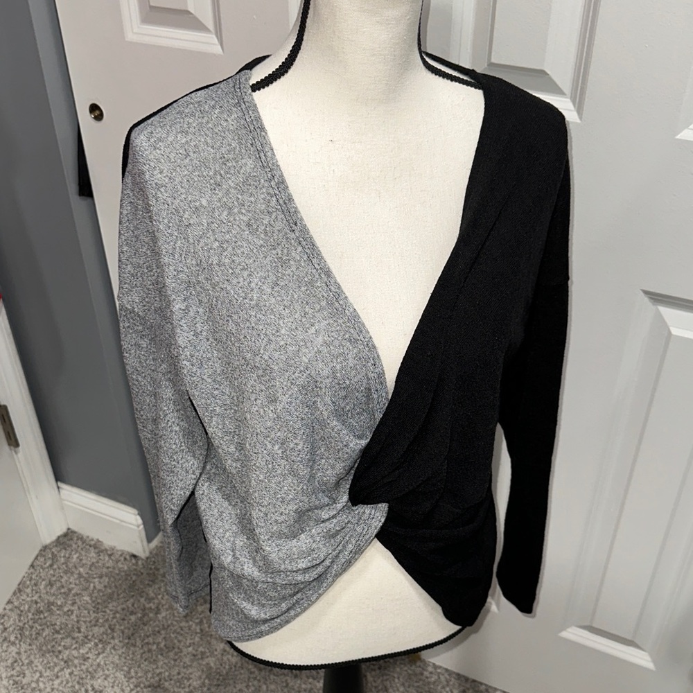 Fashion Nova Black and Gray V-Neck Sweater